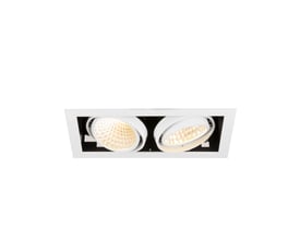 Vinklet billede af SLV KADUX dobbelt downlight, der viser de justerbare lyskilder i hvid ramme.
