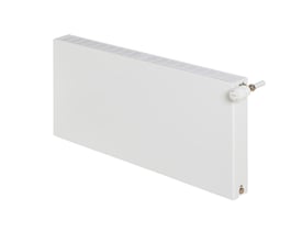Stelrad Compact Planar Type 22 radiator i hvid, med dimensionerne 600 mm i højden og 3000 mm i længden, vist med termostat.