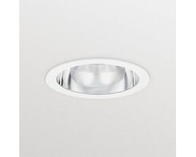 GreenSpace Downlight DN470B indbygningsspot i hvid med 200 mm diameter, klar optik og 2000 lm lysstyrke.