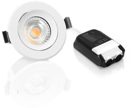 Downlight One Heat LED i hvid aluminium med 5,5W og 3000K, vist med tilhørende driver på en hvid baggrund.