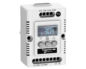 Tættere visning af Schneider Electric ClimaSys termostaten med OLED-display der viser 30.9 grader, med trykknapper og mærke logo.