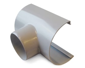 Gråt Plastmo tudstykke nr. 12 til tagrender med en rørdiameter på Ø75 mm, fremstillet af slidstærkt plast.