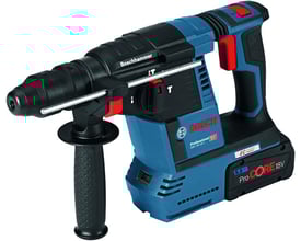 Nærbillede af Bosch GBH 18V-26 F Professional borehammer i blå og sort, med fokus på detaljer og mærkater.
