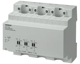 Siemens 7KT1 200 strømtransformer til 3-fasede AC-systemer, 3x 100/5A, med tydelig mærkning og terminaler.
