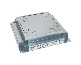 Legrand indstøbningsboks til gulv, 16 moduler og reduceret højde, fremstillet i metal med udstansede kabelindføringer.