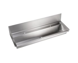 Intra vaskerende i rustfrit stål på 1500 x 395 mm, med bagplade og synlige integrerede vægbæringer.