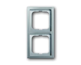 Pure ramme til 85 mm materiel med to moduler i stål look, 80x151mm, klar til installation.