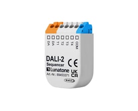 Jumitech DALI-2 sequencer i hvid plast med orange, hvide og blå terminaler, CE-mærke og DALI-logo.