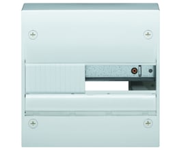 Hager Gamma gruppetavle set fra siden, viser monteringsmulighed og DIN-skinne til elektriske komponenter.