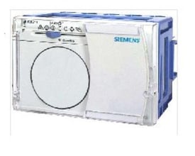 Siemens RVP211.0 varmeregulator uden ur til varmeanlæg med varmt brugsvand, vist fra siden på hvid baggrund.