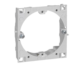 Legrand 60mm underramme til halogenfri kanal, fremstillet af hvid plast med skruer og CE-mærke.