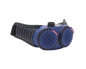 Motorenhed AerGO med blåt kabinet, bæltet og to runde blå ventilatorgrille på hver side af enheden.