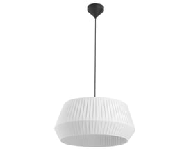 Hvid Nordlux Dicte 53 pendel med E27 fatning, vist isoleret på hvid baggrund med sort baldakin og ledning.