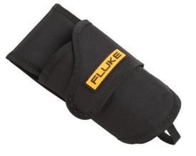 Fluke H5 testerhylster set fra siden, viser den sorte nylonkonstruktion, klappen og den indbyggede bæltestrop.