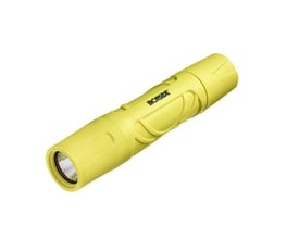 Gul Ironside LED-lommelygte med kompakt, cylindrisk form, synlig linse og trykknap på siden.