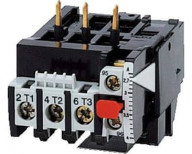 Omron J7TKN-A-E9 overbelastningsrelæ, 3-polet, med 0,6-0,9 A justerbar strøm, monteringsklemmer og manuel nulstilling.