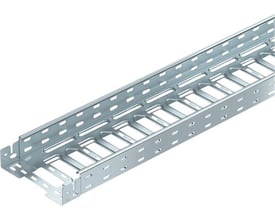 Detaljeret perspektiv af OBO Bettermann MKS-Magic EZ kabelbakken, der viser dens 200mm bredde og perforerede design.