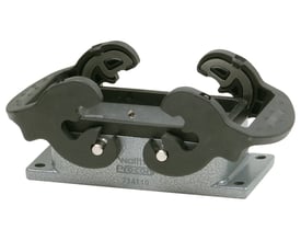 Procon chassishus B10 i pulverlakeret aluminium med høj tværgående låsebøjle og 28 mm pasform.