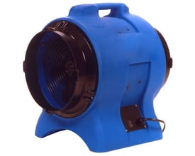 Staring Maskinfabrik Ventilator VAF-300, en blå og sort letvægtsventilator med 300mm diameter og håndtag. Den er fremstillet i slagfast plast med lukket motorkapsel.
