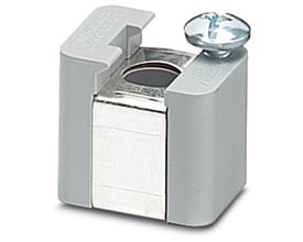 Detaljebillede af Phoenix Contact Montagebuk AB/SS-M, viser låseskruen og monteringsåbningen for 3x10 mm samleskinner.