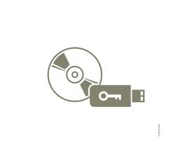 Siemens TIA Portal Multiuser Engineering V19 opgradering med software DVD og licensnøgle på USB-flashdrev.