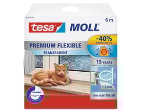tesamoll PREMIUM FLEXIBLE silikonetætningsliste i klar, 6 meter lang, vist på emballage med en orange kat ved et vindue.
