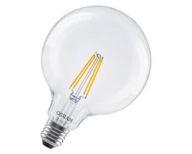 LEDVANCE SMART+ Matter LED-pære på 6 W med E27-fatning, klar rund glaskuppel og synlige filamenter.
