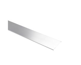 Nærbillede af Schneider Electric låg til kabelbakke, der viser den glatte el-forzinkede ståloverflade og 150 mm bredde.