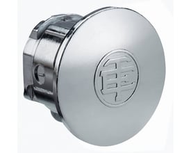 Detaljebillede af Schneider Electric forkromet blindprop ZB4SZ3, der viser dens runde, blanke overflade med indgraveret logo.