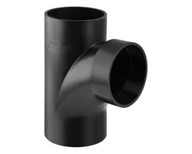 Geberit PEH grenrør i sort med 110 mm diameter og 88,5 graders vinkel på hvid baggrund.