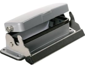 Weidmüller HDC industristik chassishus i størrelse 8, grå med 1 bøjle og låg, klar til montage.