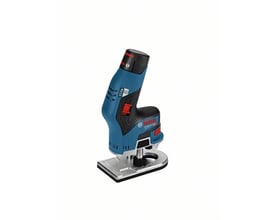 Bosch GKF 12V-8 akku kantfræser med 12V system, vist fra en anden vinkel på en hvid baggrund.