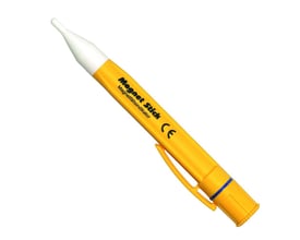 Magnetstick MT702 med hvid spids og gul krop, tydeligt mærket 'Magnet Stick' og CE-logo.