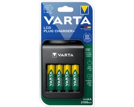 Varta LCD Plug Charger+ pakke med fire AA 2100mAh genopladelige batterier og oplader med USB-port på fronten.