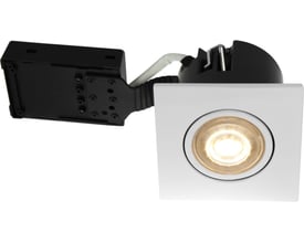 Nordtronic Quick Install GU10 indbygningsspot i hvid med integreret LED-pære og tilslutningsboks.