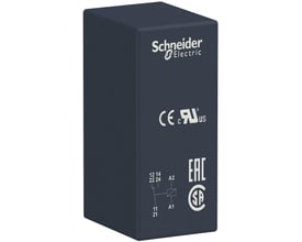 Nærbillede af Schneider Electric stikbensrelæet, der viser mærkat med diagram og godkendelsesmærkninger.