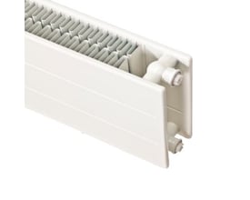 Detaljebillede af Hudevad LK konvektor H210 med 4x1/2" anboringer i hvid RAL9016 farve, 280cm lang.