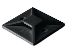 Nærbillede af en sort HellermannTyton 19x19 mm sokkel til kabelbindere, med fokus på materialet og 4-vejs indgang.