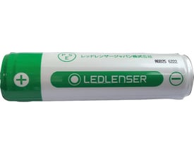 Ledlenser 18650 Li-ion batteri med japanske skrifttegn, grønt og hvidt mønster og angivelse af modelnummer.