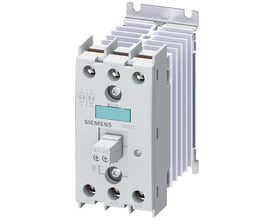 Siemens 3RF2 3-faset solid-state kontaktor med 10A strøm og køleplade, vist på hvid baggrund.