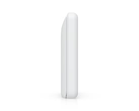 Kompakt, hvid Ubiquiti UniFi Travel Router Long-Range med et slankt, afrundet kabinet set fra siden.