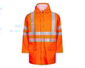 Lyngsøe Rainwear flammehæmmende Hi-vis regnjakke i orange, 2XL, med synlige reflekser og dobbelte frontlommer.