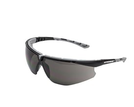 Activewear Rocky 4040 sikkerhedsbrille med grå linse, set skråt forfra med brillestængerne åbne.
