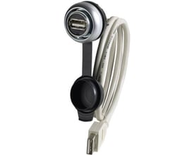 Eaton USB forlængerledning med Ø22 mm hulmontering og hvidt kabel, viser USB A-stikket og et sort beskyttelsesdæksel.