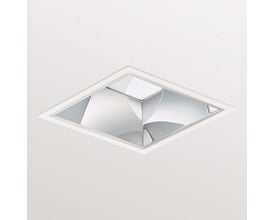 Philips Luxspace Downlight DN572B, et hvidt kvadratisk indbygningsspot med blank reflektor, monteret i et lyst loft.