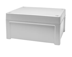 Lukket Fibox Tempo TPC241911 kasse i lys grå RAL7035, IP65-klassificeret PC plast, hvid baggrund.