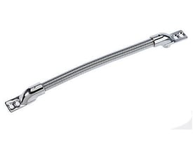 Fjeder til karmoverføring på 468 mm, vist diagonalt med metalbeslag i begge ender.