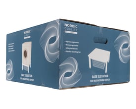 Nordic Quality vaskemaskine/tørretumbler sokkel med kurv, vist på emballage med illustrationer og produktinformation.
