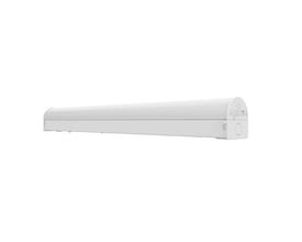 Hvidt Ledvance Batten Combo Multi Select påbygningsarmatur set skråt med aflangt armaturhus og indstilling ved enden, 600 mm og 18 W.