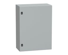 Lukket Schneider Electric CRN metal vægskab i størrelsen 800x600x300mm med RAL7035 farve og tydelige skrueløsninger på siden.